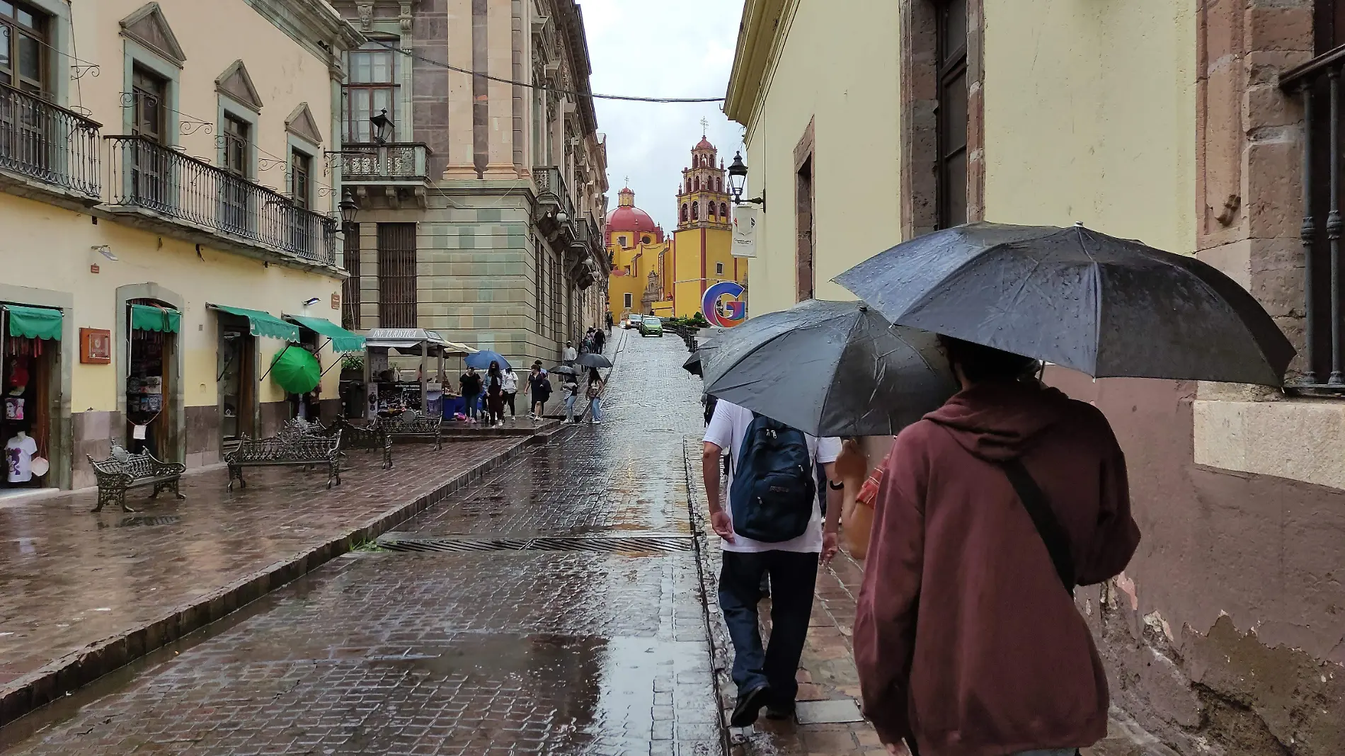 AUMENTAN PROBABILIDADES DE LLUVIAS EN(1)